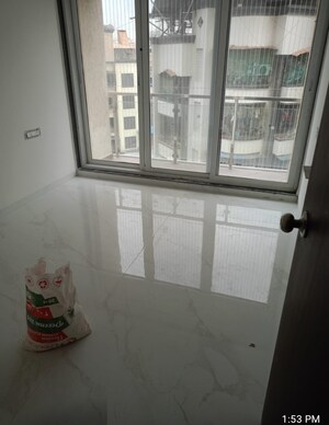 Room in 3 BHK Apartment at Nirmal CHS Nerul, Seawoods Sector 40 – for Rent