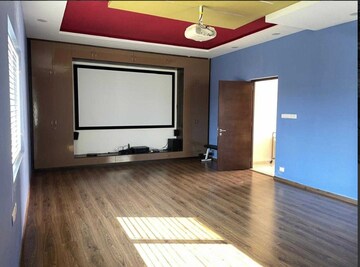 Room in 4 BHK Villa at Rajapushpa Green Dale, Tellapur – for Rent