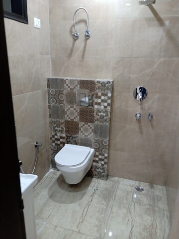 Bathroom in 3 BHK Apartment at Rajendra Nagar Sector 3 – for Rent