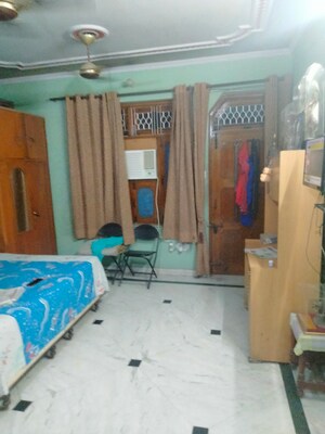 Bedroom in 3 BHK Apartment at Rajendra Nagar Sector 3 – for Rent