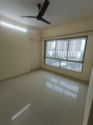 Room in 2 BHK Apartment at Lotus Residency Goregaon West, Goregaon West – for Rent