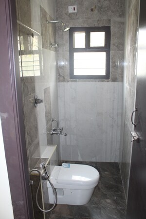 Bathroom in 3 BHK Builder Floor at Pallavaram – for Rent