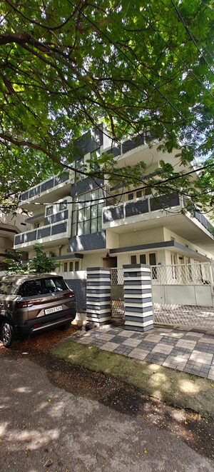6+ BHK Independent House – Exterior View View at Banjara Hills - for Sale