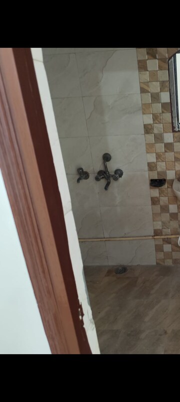 Bathroom in 2 BHK Independent House at RWA Apartments Sector 30, Sector 30 – for Rent