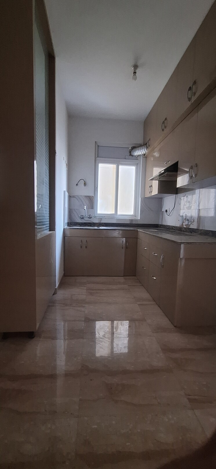 Bathroom, pivotal-devaan 2 Bedroom 800 Sq.Ft. Apartment In Sector 84 Gurgaon 9311636