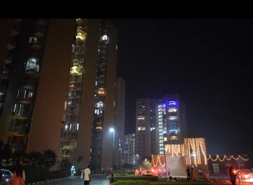 Living Room in 3 BHK Apartment at Pioneer Park Phase 1, Sector 61 – for Sale