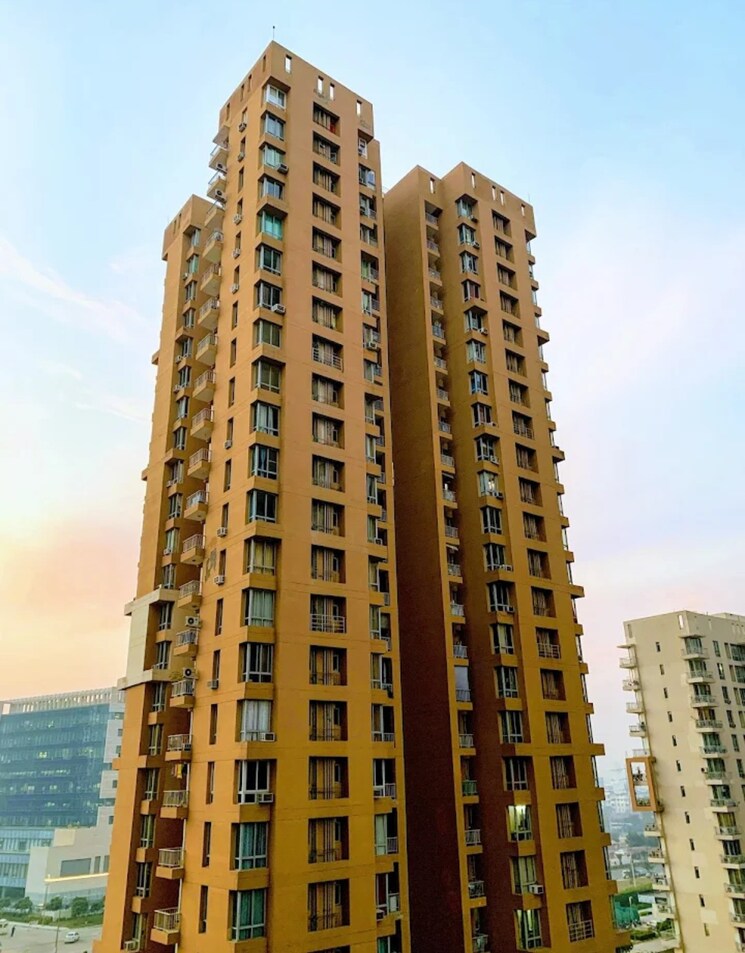 Listing Cover Image