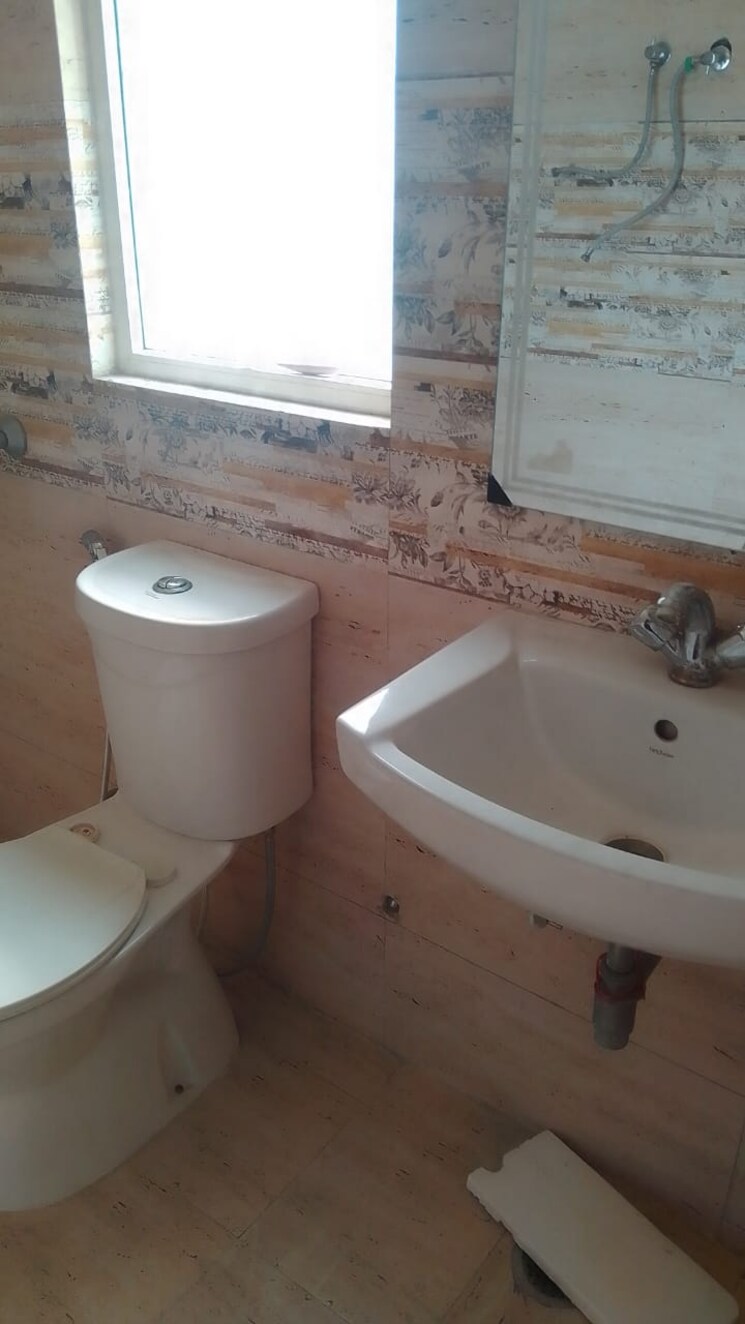 Bathroom, avj-heightss 3 Bedroom 1350 Sq.Ft. Apartment In Zeta I Greater Noida Greater Noida 9311648