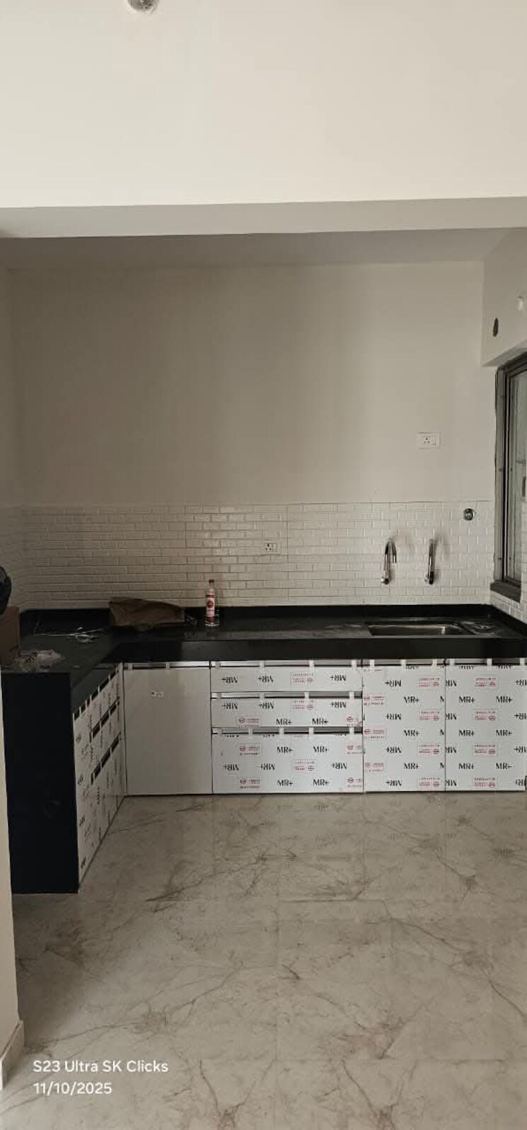 Kitchen, majestique-towers 2 Bedroom 825 Sq.Ft. Apartment In Kharadi Pune 9311651