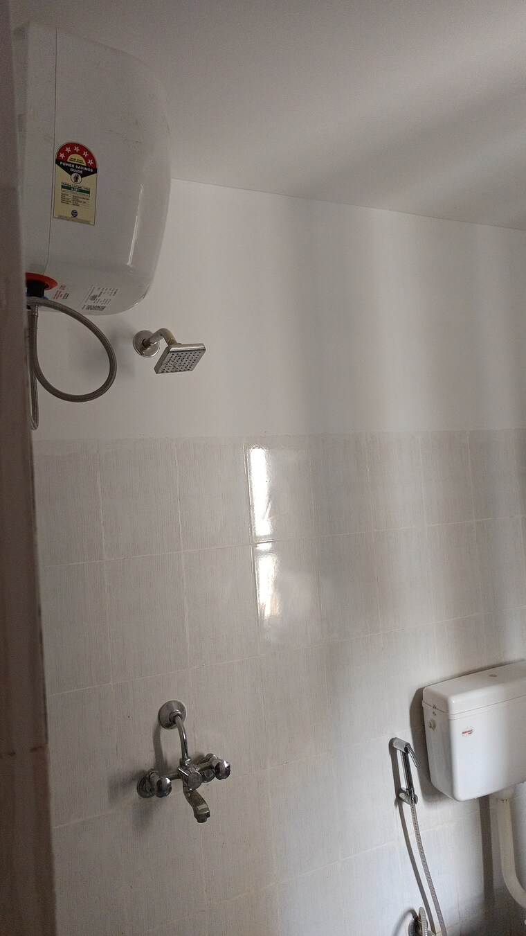 Bathroom, adani-aangan 1 Bedroom 379 Sq.Ft. Apartment In Sector 89a Gurgaon 9311700