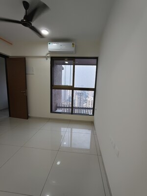 Room in 2 BHK Apartment at Chandak 34 Park Estate, Goregaon West – for Rent