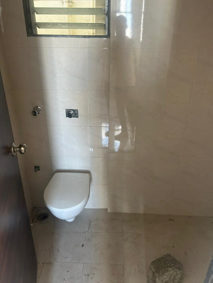 Attached Bathroom, oxford-navrang-crystal 1 Bedroom 487 Sq.Ft. Apartment In Goregaon West Mumbai 9311697