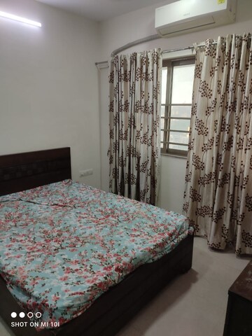 Bedroom in 1 BHK Apartment at Sheth Vasant Oasis, Andheri East – for Rent