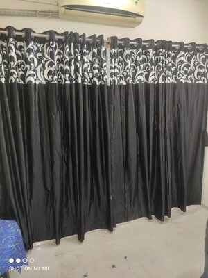 Team Area in 1 BHK Apartment at Sheth Vasant Oasis, Andheri East – for Rent