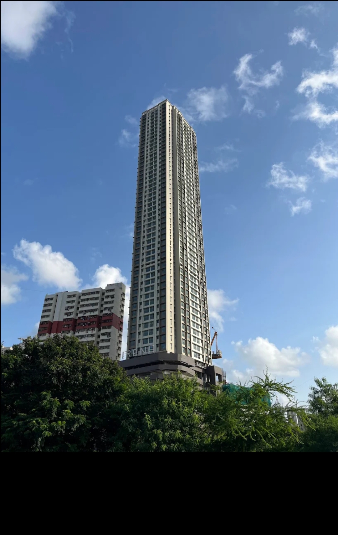 1 BHK + Extra Room Apartment For Rent in Sheth Irene