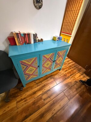 Living Room in 1.5 BHK Builder Floor at Nehru Enclave – for Rent