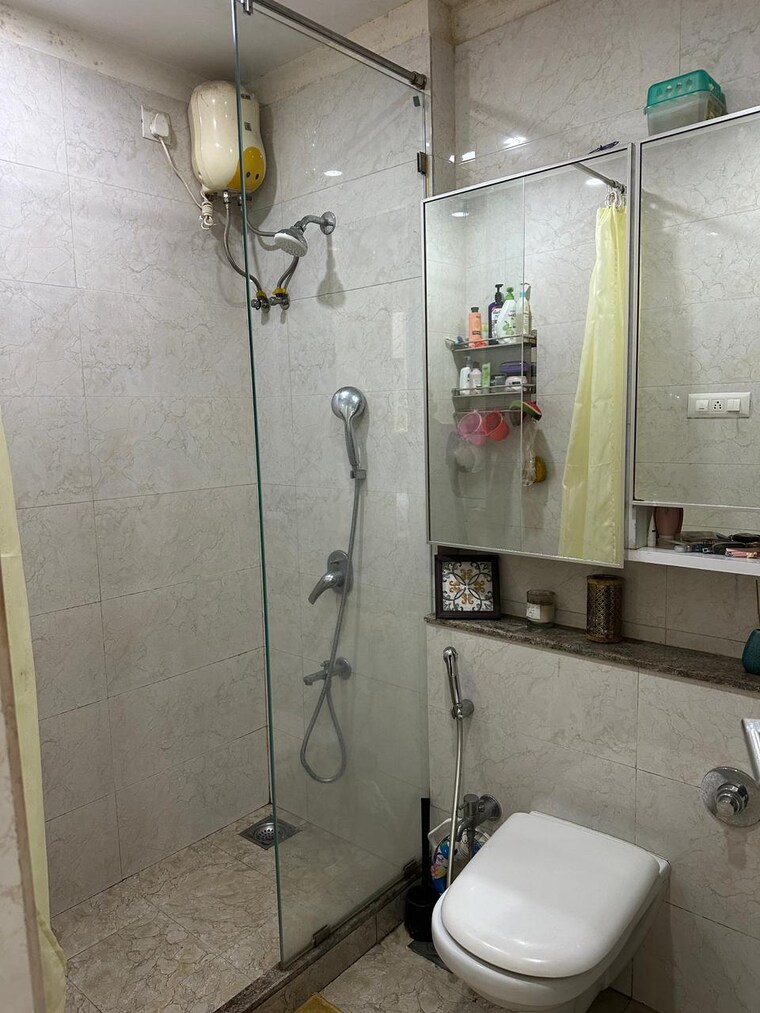 Bathroom, sheth-vasant-oasis 2 Bedroom 669 Sq.Ft. Apartment In Andheri East Mumbai 9311733