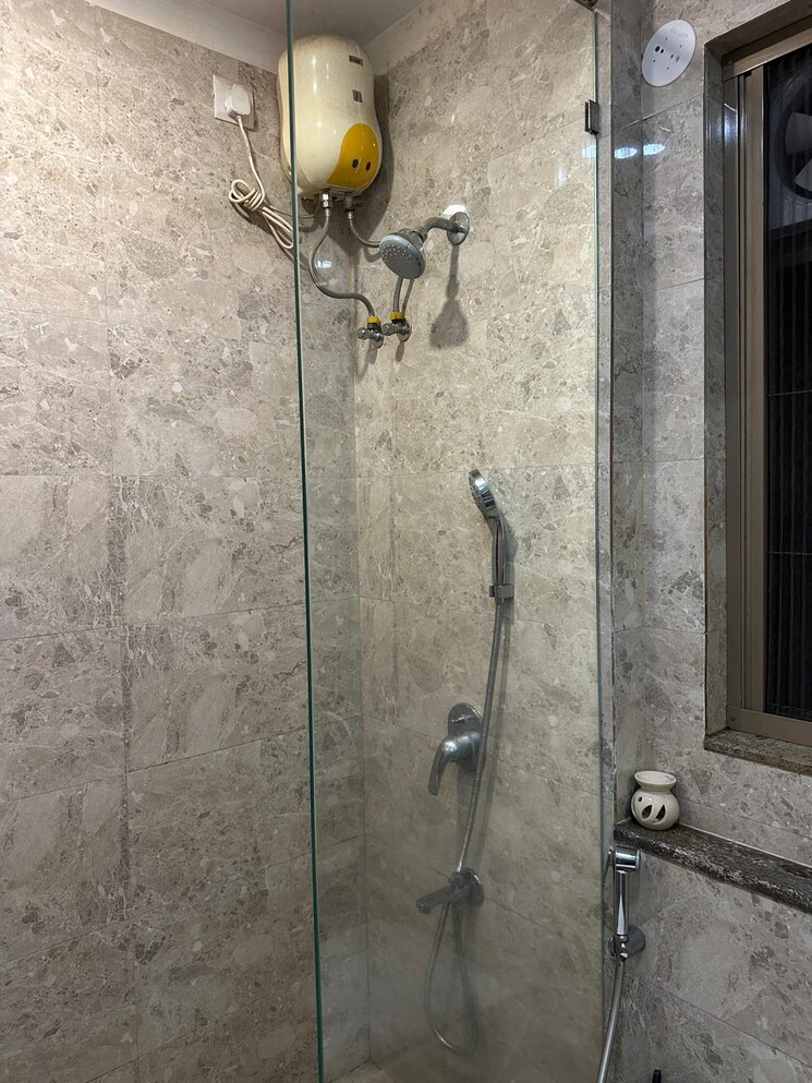 Bathroom, sheth-vasant-oasis 2 Bedroom 669 Sq.Ft. Apartment In Andheri East Mumbai 9311733