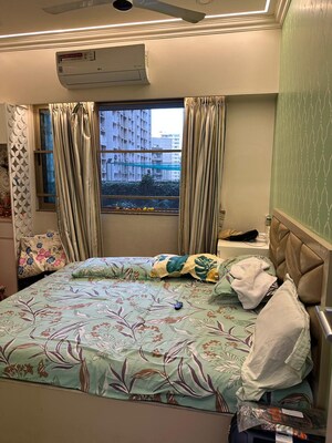 Bedroom in 2 BHK Apartment at Sheth Vasant Oasis, Andheri East – for Rent