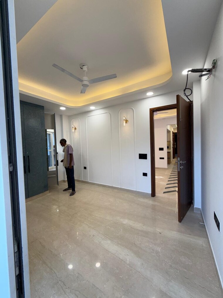 Room, kalkaji 2 Bedroom 900 Sq.Ft. Builder Floor In Kalkaji Delhi 9311732