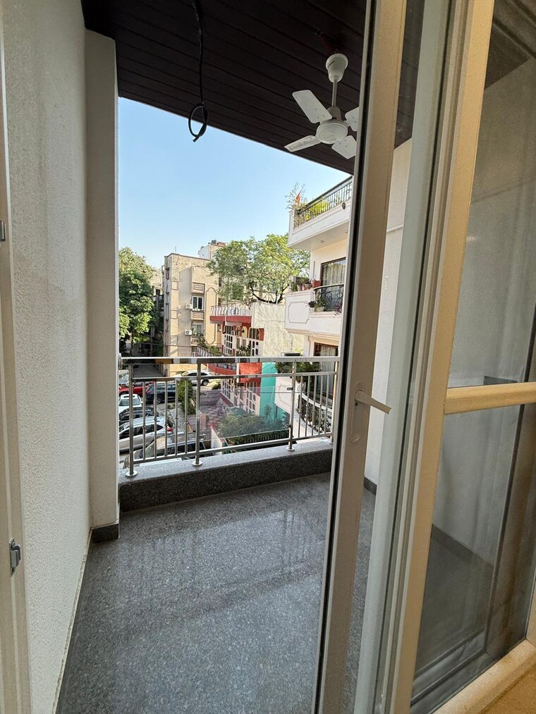 Balcony, kalkaji 2 Bedroom 900 Sq.Ft. Builder Floor In Kalkaji Delhi 9311732