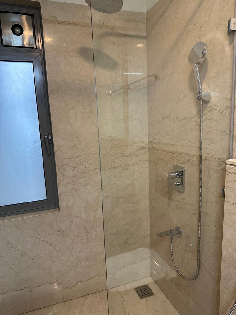 Bathroom, piramal-mahalaxmi 3 Bedroom 1147 Sq.Ft. Apartment In Mahalaxmi Mumbai 9311728