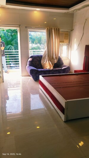 Master Bedroom in 3 BHK Apartment at Alaknanda – for Rent