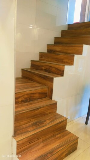 Staircase in 3 BHK Apartment at Alaknanda – for Rent