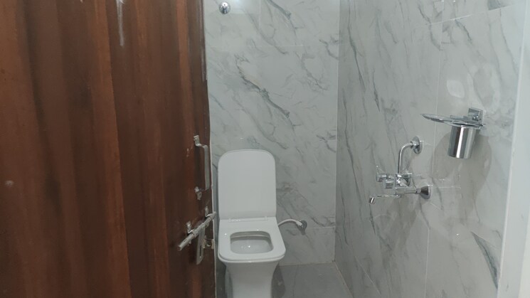 Bathroom, manikonda 2 Bedroom 1200 Sq.Ft. Apartment In Manikonda Hyderabad 9311741