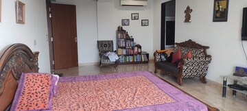 Bedroom in 2 BHK Builder Floor at Sector 40 – for Rent