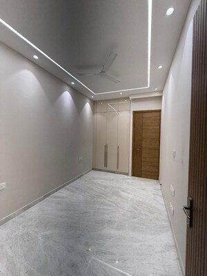 Room in 3 BHK Builder Floor at East Of Kailash – for Rent