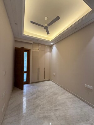 Room in 3 BHK Builder Floor at East Of Kailash – for Rent