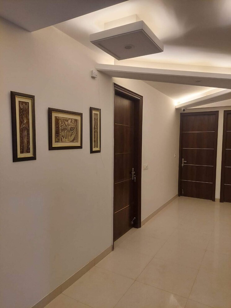 Room, sector 31 1 Bedroom 748 Sq.Ft. Builder Floor In Sector 31 Gurgaon 9311798