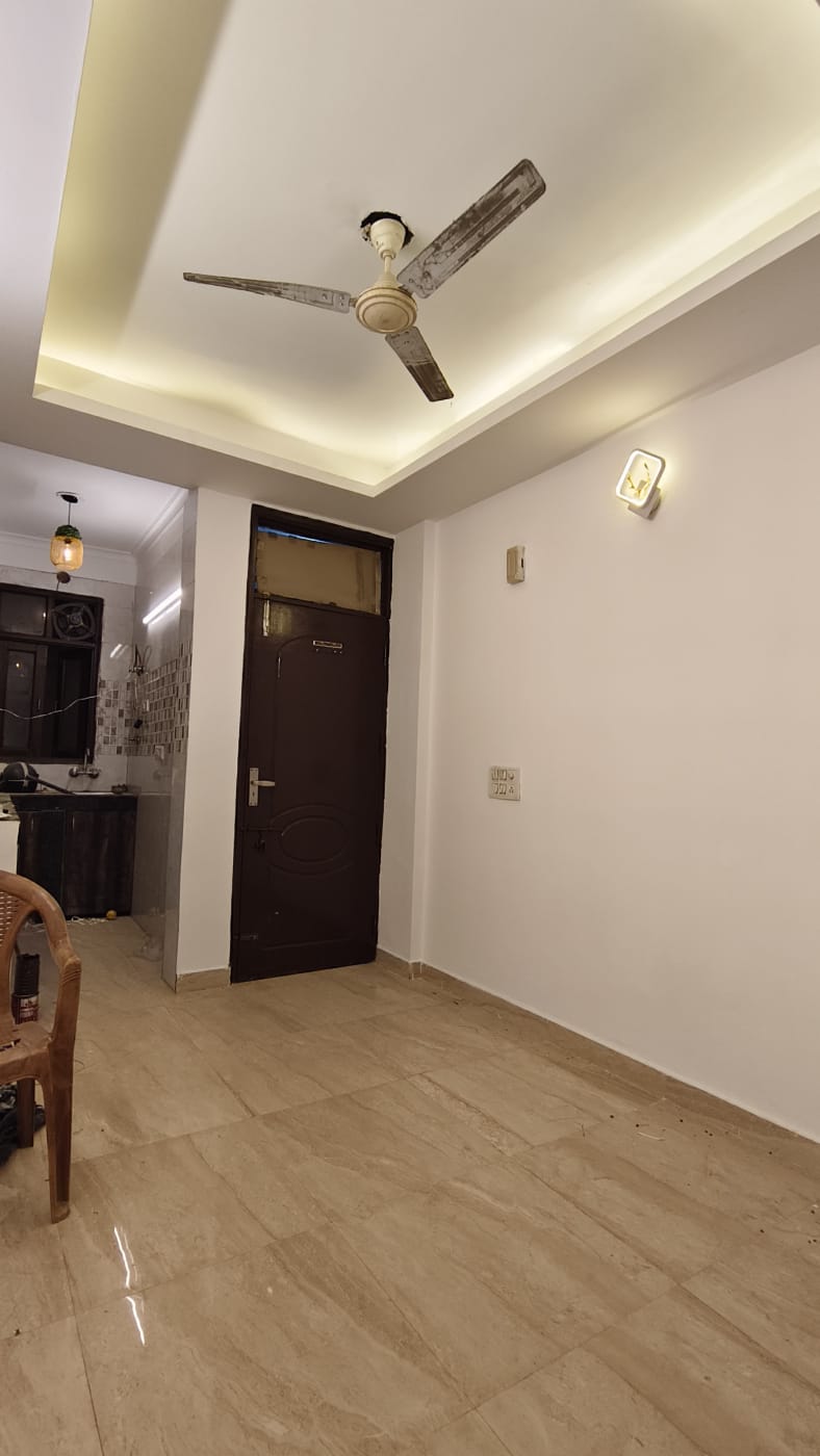 1 BHK + Servant Room Builder Floor For Rent in Freedom Fighters Enclave