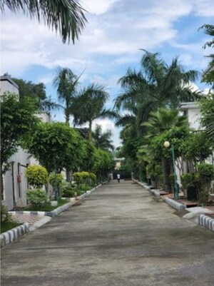  Plot For Sale in Sector 40