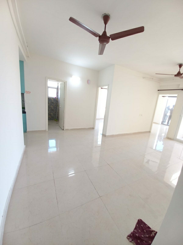 2 BHK Apartment For Rent in Signature The Millennia 3