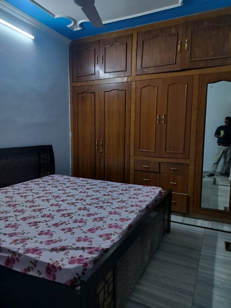 Bedroom, sector 37 3.5 Bedroom 162 Sq.Mt. Villa In Sector 37 Noida 9311916