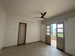 Room in 3 BHK Apartment at Galore Park, Bavdhan – for Rent