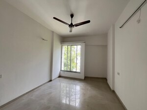 Room in 3 BHK Apartment at Galore Park, Bavdhan – for Rent