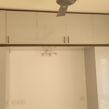 Room in 2 BHK Apartment at Kolte Patil iTowers Exente, Doddanagamangala Village – for Rent