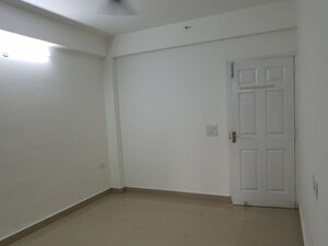 Room in 4 BHK Builder Floor at Sarfabad Village – for Sale