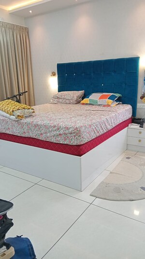 Bedroom in 3.5 BHK Apartment at Prestige Lakeside Habitat, Varthur – for Rent