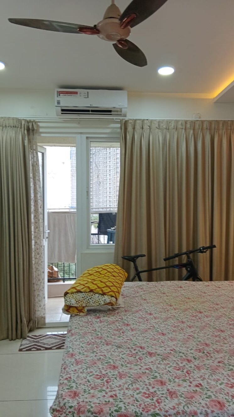 Bedroom, prestige-lakeside-habitat 3.5 Bedroom 2135 Sq.Ft. Apartment In Varthur Bangalore 9312048