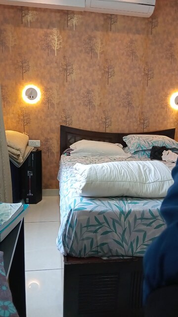 Bedroom in 3.5 BHK Apartment at Prestige Lakeside Habitat, Varthur – for Rent