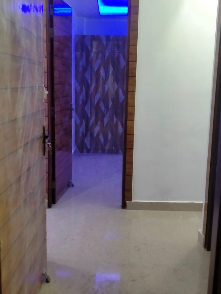 undefined, sarfabad village 2 Bedroom 1100 Sq.Ft. Builder Floor In Sarfabad Village Noida 9312082