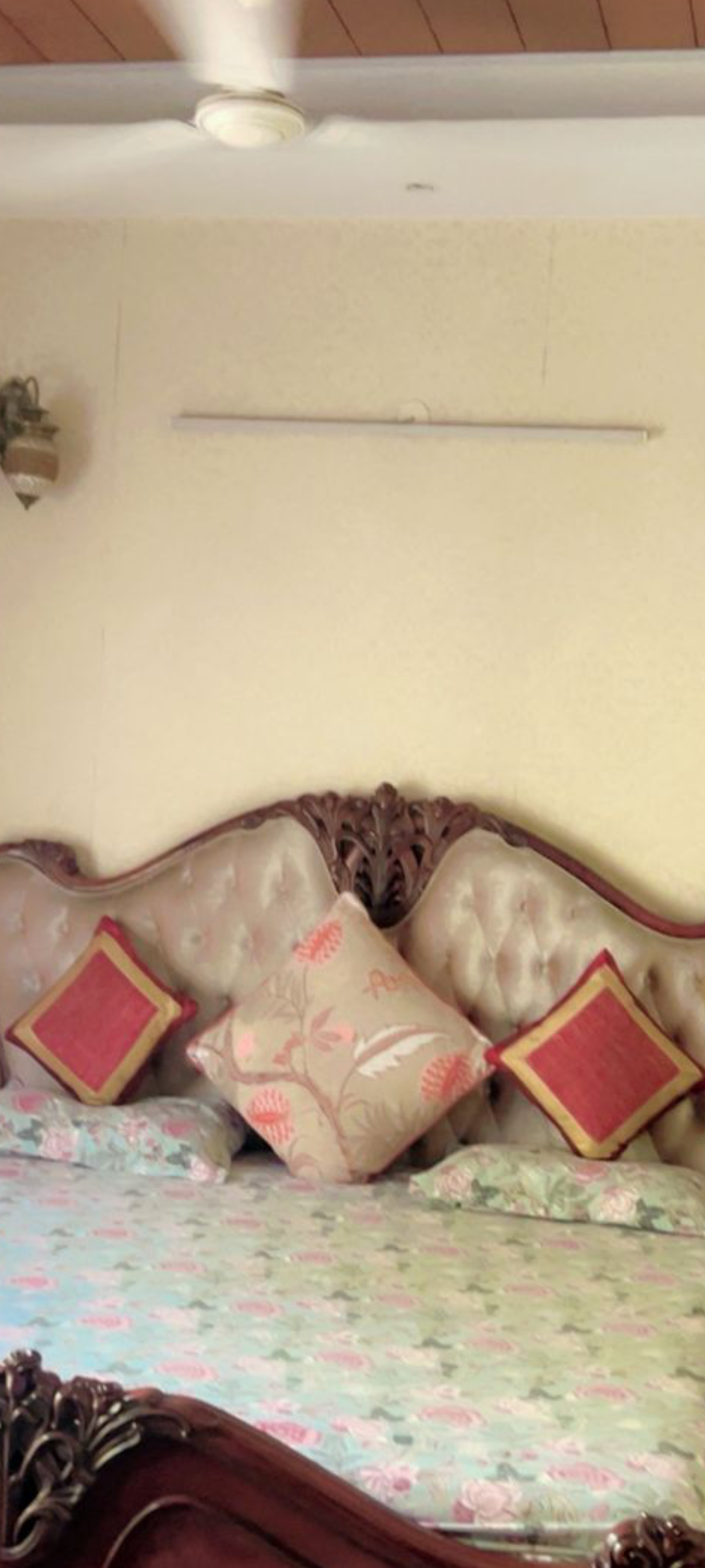 3 BHK + Pooja Room 1500 Sq.Ft. Independent House in RWA Apartments Sector 40