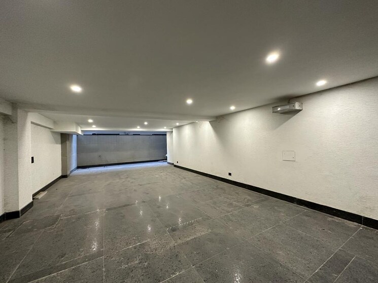 Room, rbc-ii 4 Bedroom 2700 Sq.Ft. Builder Floor In Sushant Lok I Gurgaon 9312149