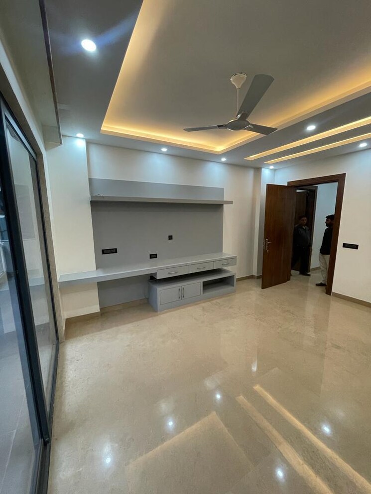 Kitchen, rbc-ii 4 Bedroom 2700 Sq.Ft. Builder Floor In Sushant Lok I Gurgaon 9312149