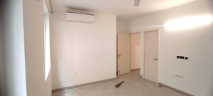 Room in 3 BHK Apartment at Emaar Emerald Floors Premier, Sector 65 – for Rent