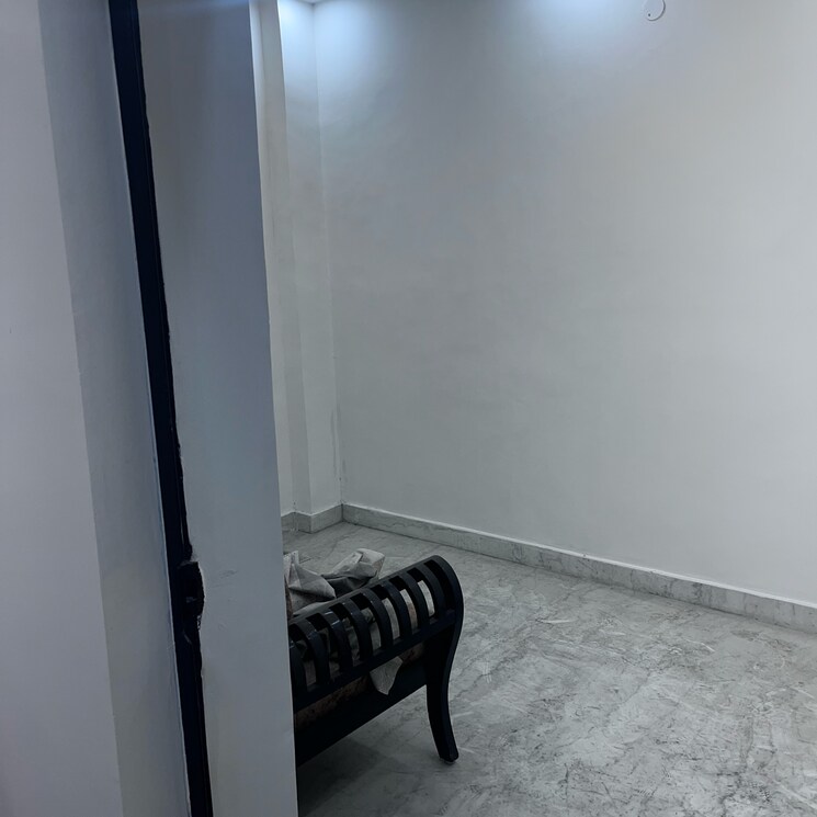 Room, paryavaran-apartment 2 Bedroom 90 Sq.Yd. Apartment In Budella Delhi 9312202